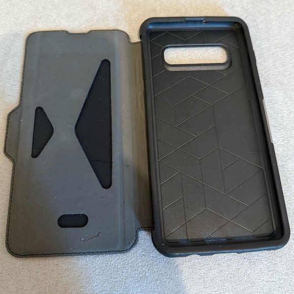 Otterbox Strada Leather Samsung Galaxy S10 Case - Picture 3 of 8